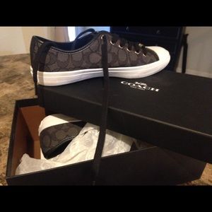 Coach size 9 Empire Sneakers NIB